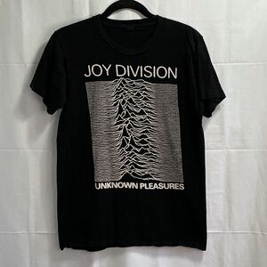 Joy Division Unknown Pleasures Graphic Tee